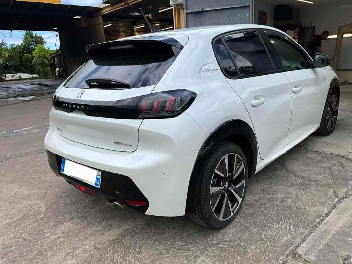 Pose film solaire pour voiture La Réunion